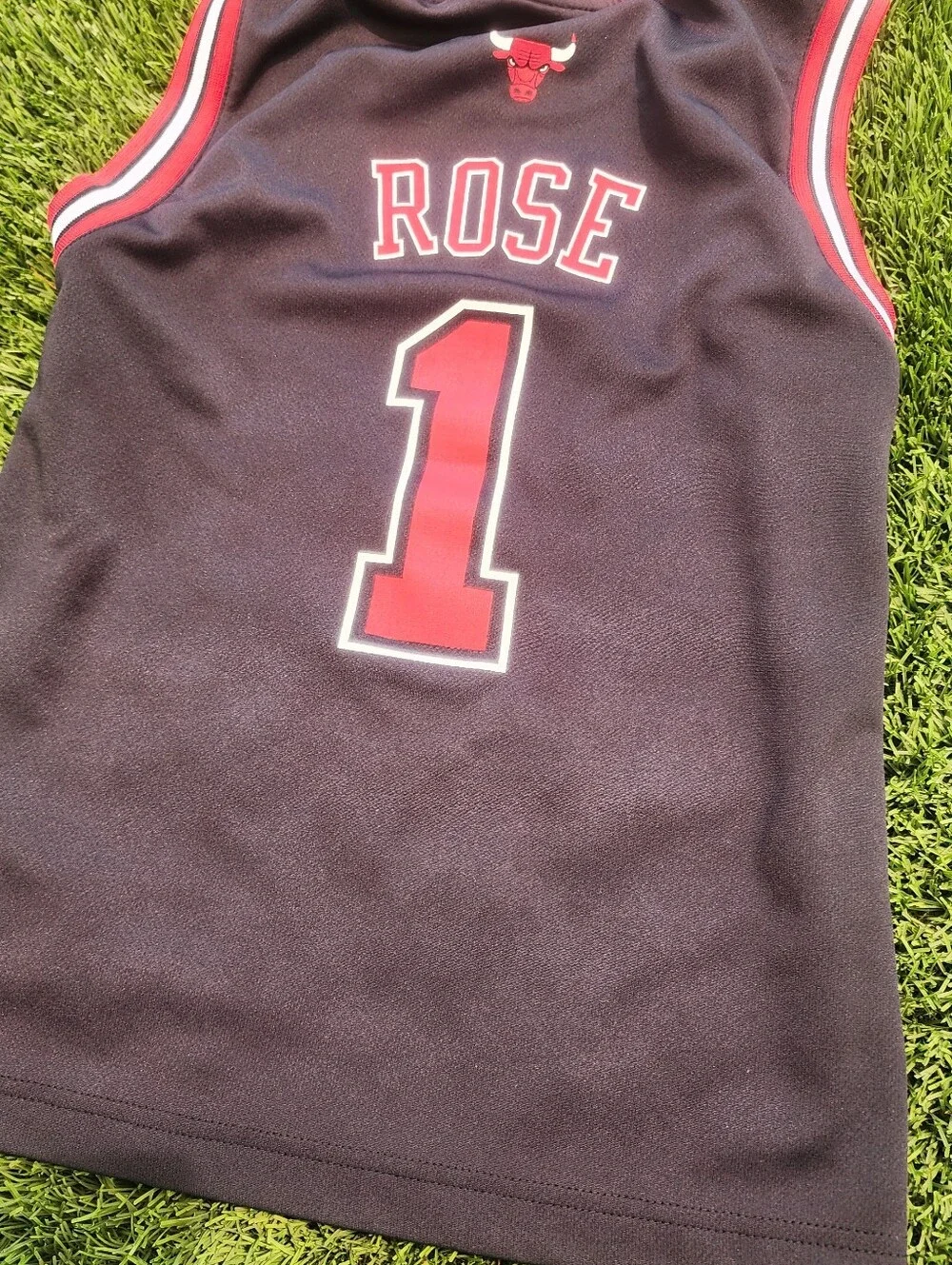 Derrick Rose adidas Black Red Chicago Bulls Basketball Jersey Kids Sz Small #1
